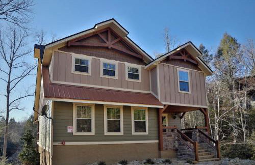 Splash Time Cinema - Six Bedroom Chalet - Photo 16