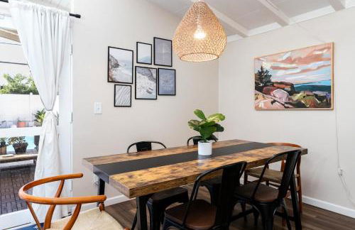 SoCal Retreat with Pool and Spacious Backyard - Foto 17