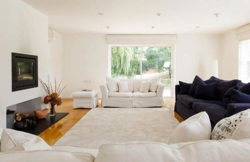 Secluded Rural Retreat Close to Beach - Sleeps 12 - Foto 48