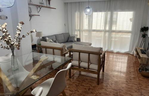 Piso en Pedregalejo a 50m de la playa. - Photo 3