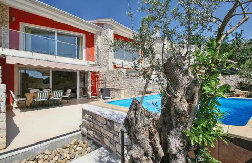 3 Bedroom Gorgeous Home In Svivan - Foto 8