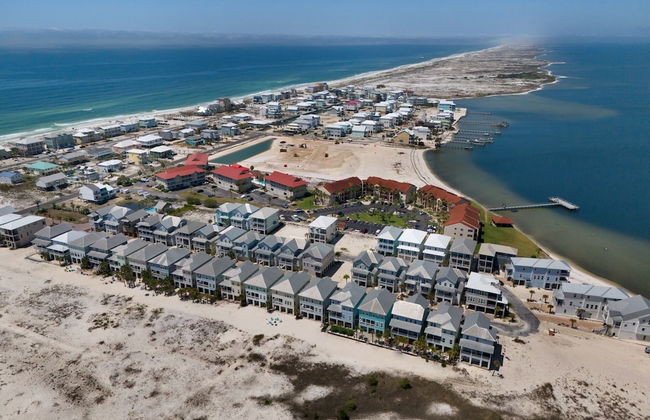 Tequila Sunrise 4 Bedroom Home by RedAwning - Photo 39