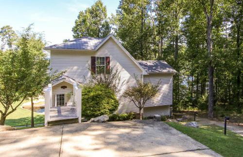 House #10 Paradise Found (pet friendly) private pier - Photo 1