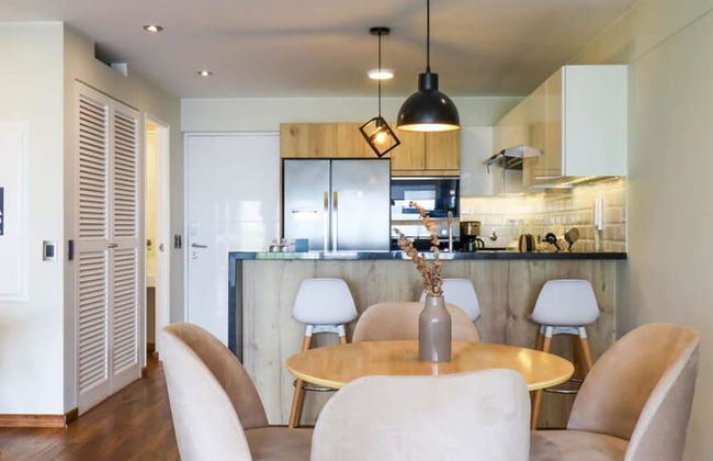 w Fascinating 1BR With Balcony in Miraflores - Photo 11