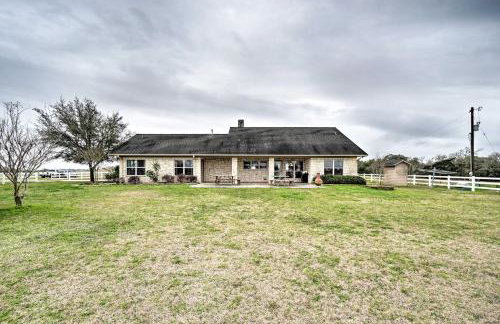 Pet-Friendly Flatonia House with Patio and Gazebo! - Foto 24