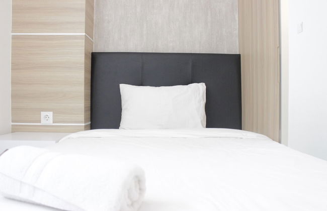 Modern And Comfy Studio Apartment At Lodge Paskal Near Binus University - Photo 1