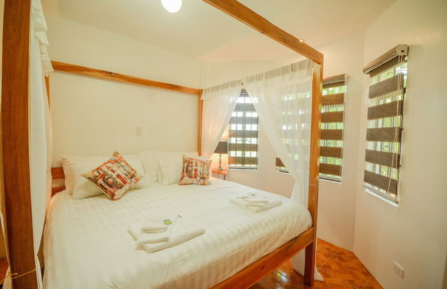 Hilltop Pool and Villa - Foto 12