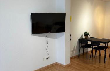 Unterkunft bei Lübeck - Zentral an der A1 - Parkplatz - Terrasse - Foto 2