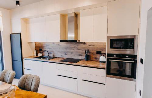 Novak Home - Luxury villa with indoor pool & sauna - Photo 23