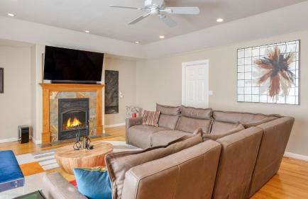 Pool Hot Tub Firepit Game Room Minutes from Sebastopol Russian River Baker Lane Retreat - Foto 4