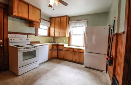 Spacious 6-bedroom house in charming Niagara Falls with AC - Foto 29