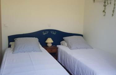 GITE chez mamie - 7 personnes A SAINTE LIVRADE SUR LOT - Foto 12