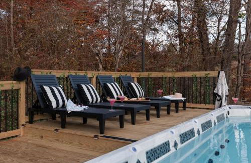 Heated Hydro Pool -Spa - Plunge - Luxe AVL Retreat - Foto 10