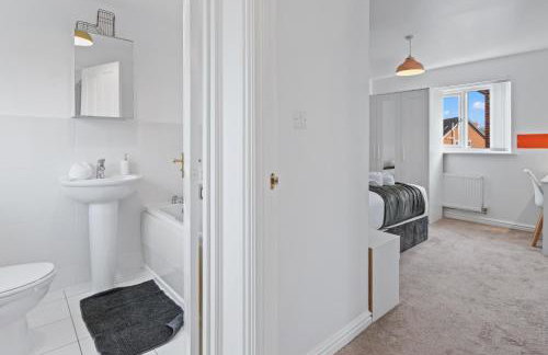 Spacious & Budget 4B Home w en-suites - Foto 40