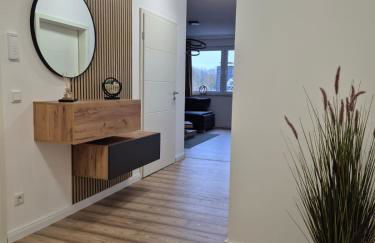 Luxsuite Still und Komfort 1 Balkon Grill TV-75 Zoll - Foto 18