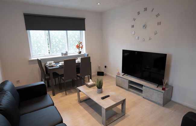 Beckton Docklands - 1 Bedroom - Sleeps 4 - Wifi - Foto 8