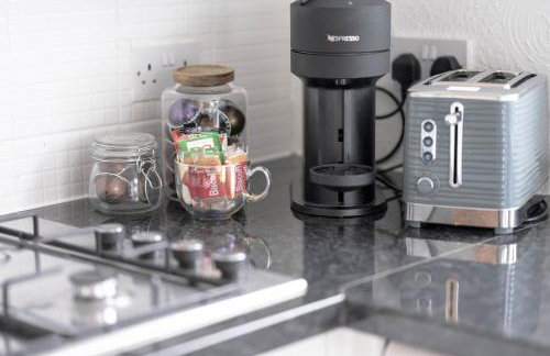 Spacious Home 10 mins to Airport & Braehead - Pass the Keys - Foto 17