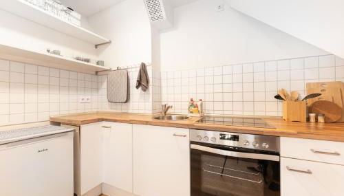 Stylisch möblierte Altstadt Suite an der Nürnberger Burg - 2 Min zum Christkindlesmarkt - Beamer und Leinwände - Voll möbliert - Foto 3