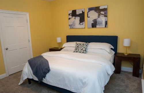 Stunning 3BR Apt, Parking, Full Kitchen, WiFi -H- - Foto 10