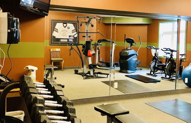 One Studio with BBQ & a Huge Patio - Photo 24