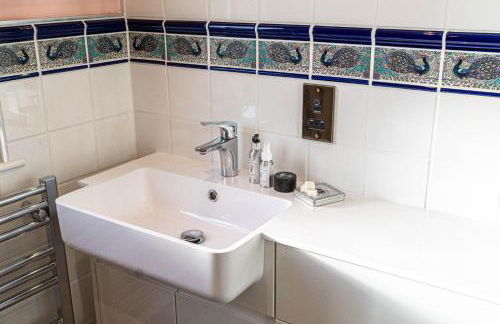 2 Claremont - Photo 19