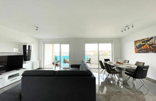 SeaScape Deluxe Residence - Photo 34