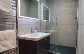 The Cedarwoods - luxury for up to 5 and your woof! - Photo 12