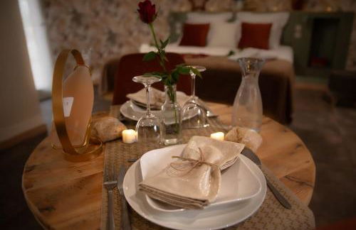 Le Mas aux Amoureux , Suite Romantique et Spa - Foto 20