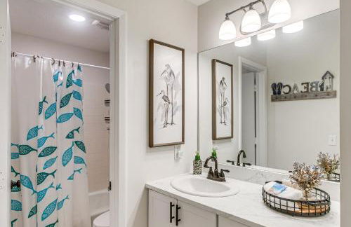 Condo with Amazing Amenities 1 Mi to Beach! - Foto 19