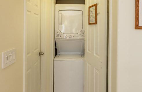 The Three Tables Remote Retreat - Foto 10