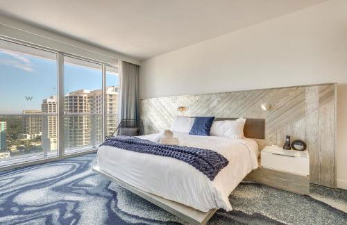 Walk to Beach and Dining! Luxe Fort Lauderdale Condo - Foto 13