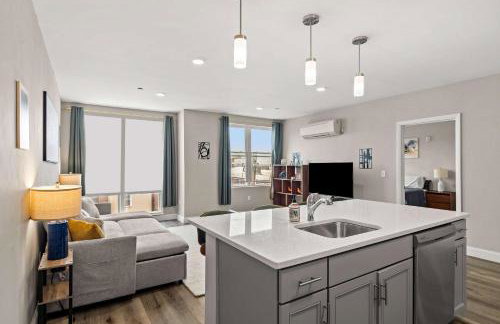 Unit 31 1BR with Den Office Space Long-term stays - Foto 7