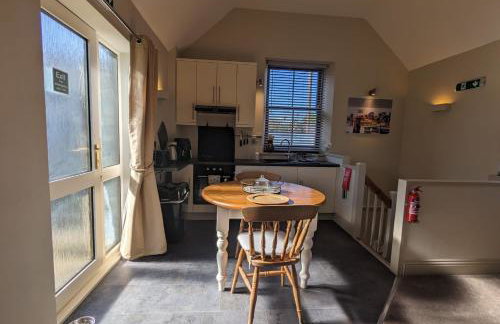 Bandroom Cottage - Photo 6