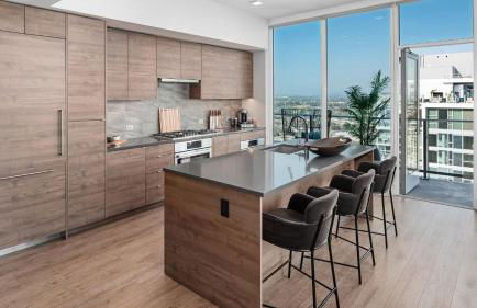 Entire Floor 2BDR w Luxury Amenities Balcony SkyLux Penthouse by AvantStay - Foto 3