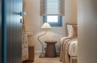 Salty Angel Sea Front Villa - Photo 23