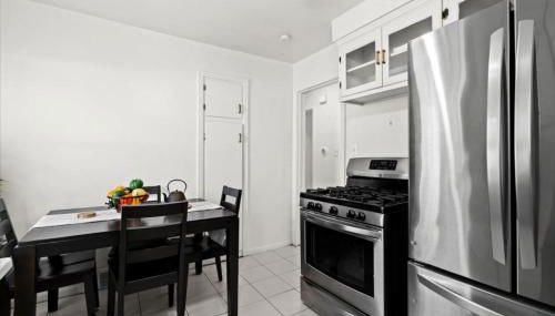 Cozy 4 Bedroom-Outdoor furniture- 2 bathrooms - Foto 5