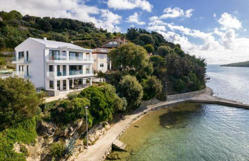 Villa Veronica with pool first line at sea - Foto 16