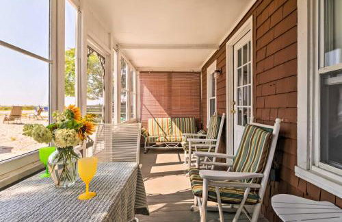 Beachfront Connecticut Retreat with Views! - Foto 3