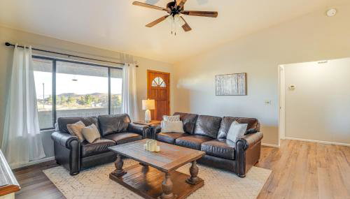 Bring Your Pup Spring Valley Home with Fenced Yard! - Foto 4