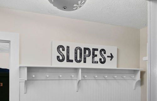 Pets-OK Retreat w Sauna, Jacuzzi at Wintergreen - Foto 6