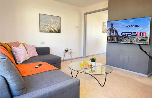 3-Bedroom spacious House, Private garden, Prime location, WiFi, Netflix - Foto 2