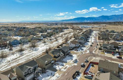 Silver Outpost Near Peterson SFB & Game Lounge - Foto 56