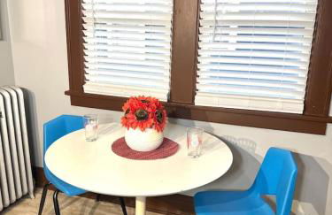 Sleep with a Lion!! 6 bedroom house, near downtown, Ohio city Tremont! - Foto 73