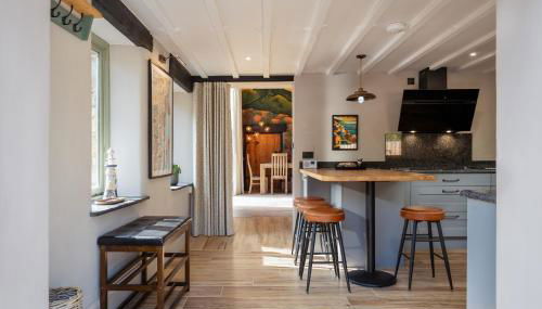 Woodpeckers - Stylish luxury property with hot tub - Foto 5