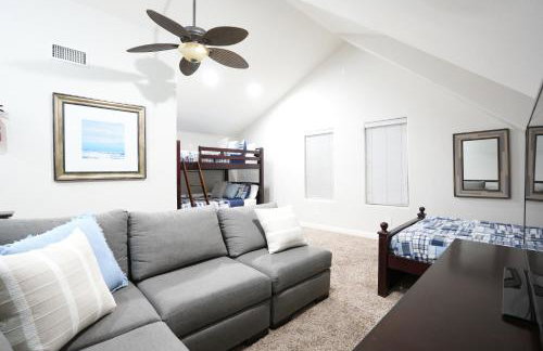 Sweet 4 bedroom, 3 bath plus Loft Bedroom, Pool Home - Foto 88
