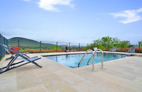 Beautiful Home In Méjannes-Le-Clap - Photo 2