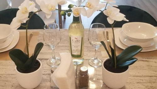 Book Cozy King Bed Now 25 Percent OFF Spring Special! - Foto 5