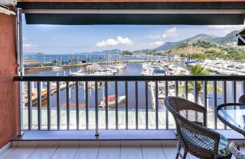 Apartamento com varanda de frente para o MAR - Angra dos Reis - Shopping Piratas - Portaria 24hs - Foto 22