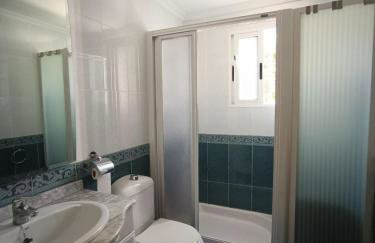 Apartamento familiar 3 habitaciones con piscina y parking - Playa a 5 min a pie - Aeropuerto Alicante a 10 min - Foto 18