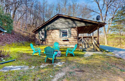2 Bed 2 Bath Vacation home in Whittier II - Photo 2